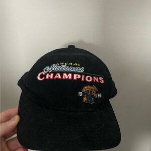 Vintage Kentucky NCAA Champs 1998 Logo7 Hat